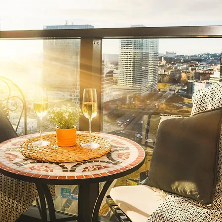 Apartment Sag 20th Floor Klingerka Castle View Free Parking Free Wifi