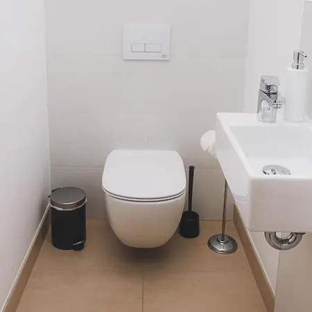 Apartment Sag 20th Floor Klingerka Castle View Free Parking Free Wifi Pressburg